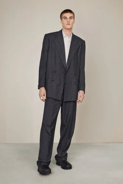 Look 4